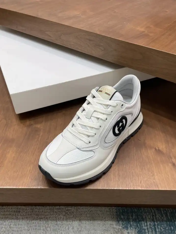 hype Gucci Sneakers