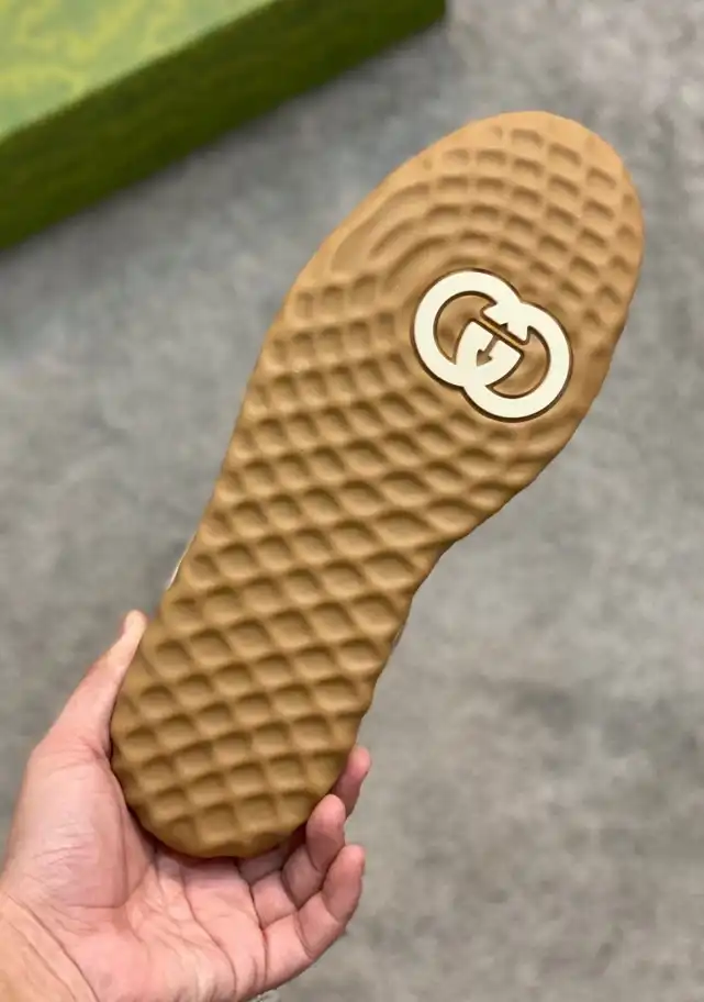 hype Gucci Sneakers