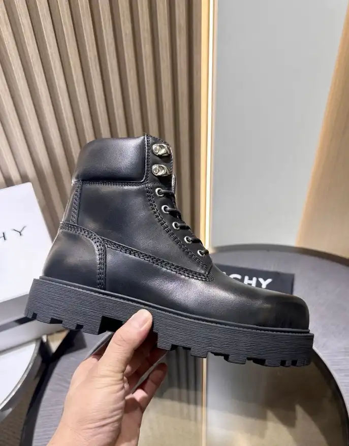 hype Louis Vuitton Boots