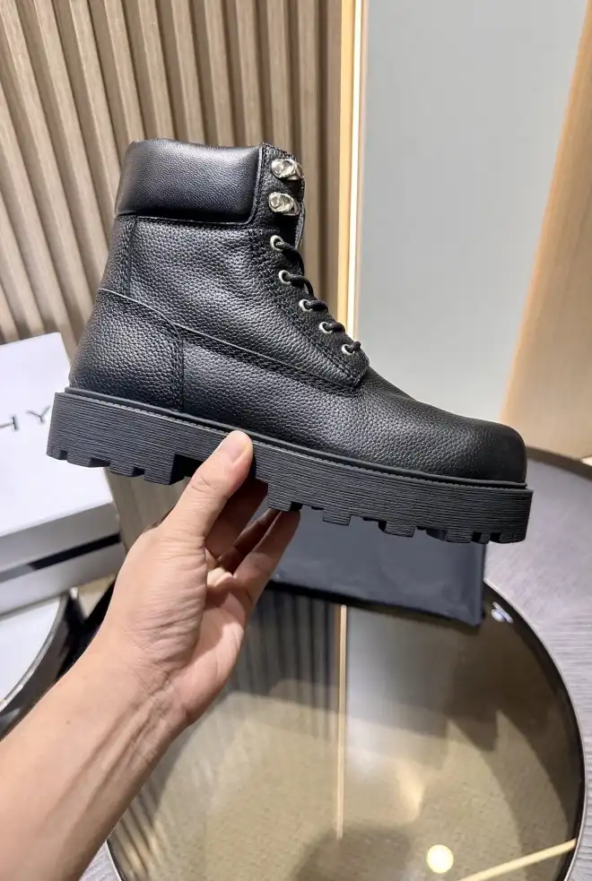 hype Louis Vuitton Boots