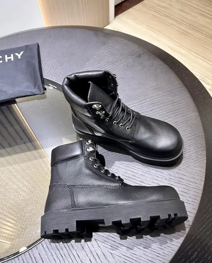 hype Louis Vuitton Boots