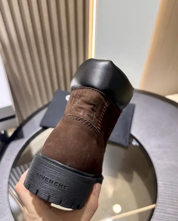 hype Louis Vuitton Boots