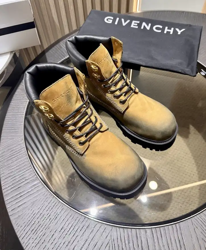 hype Louis Vuitton Boots