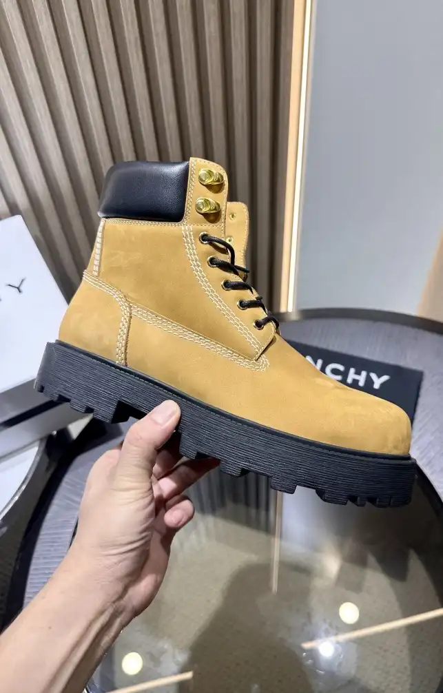 hype Louis Vuitton Boots