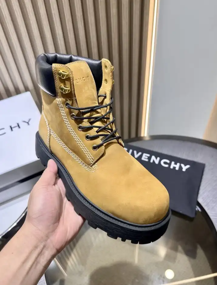 hype Louis Vuitton Boots