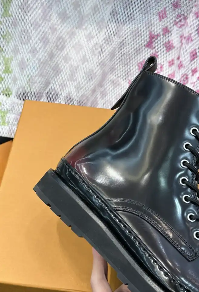 hype Louis Vuitton Boots