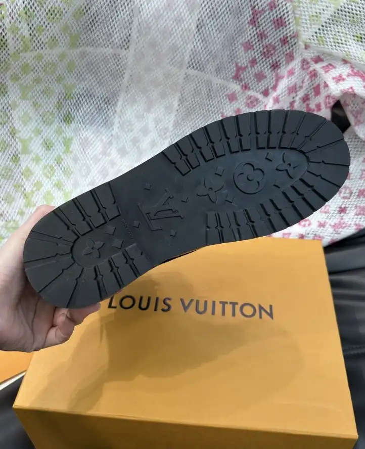 hype Louis Vuitton Boots