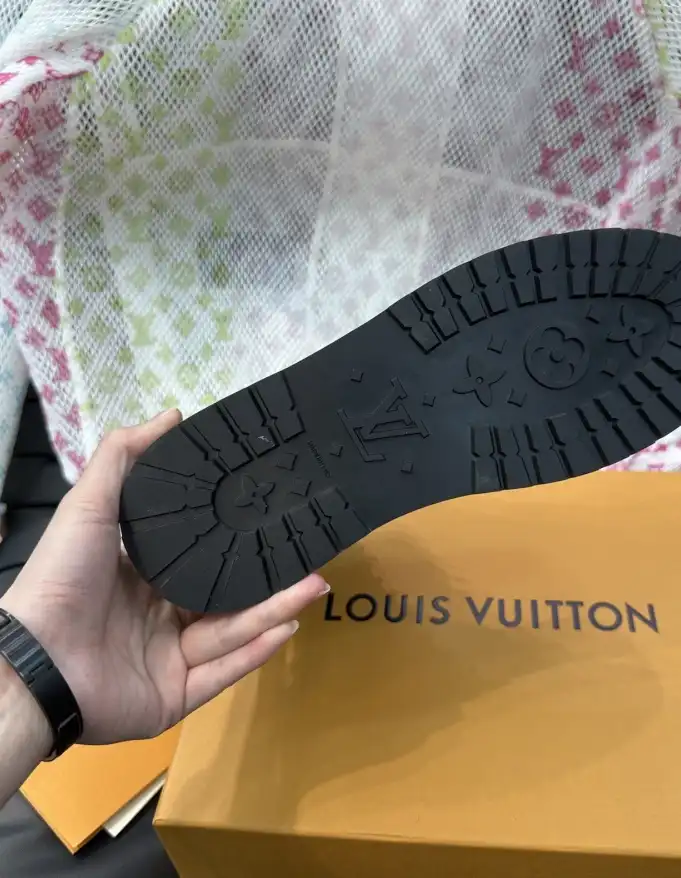 hype Louis Vuitton Boots