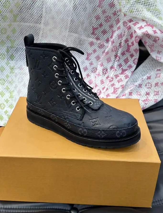 hype Louis Vuitton Boots