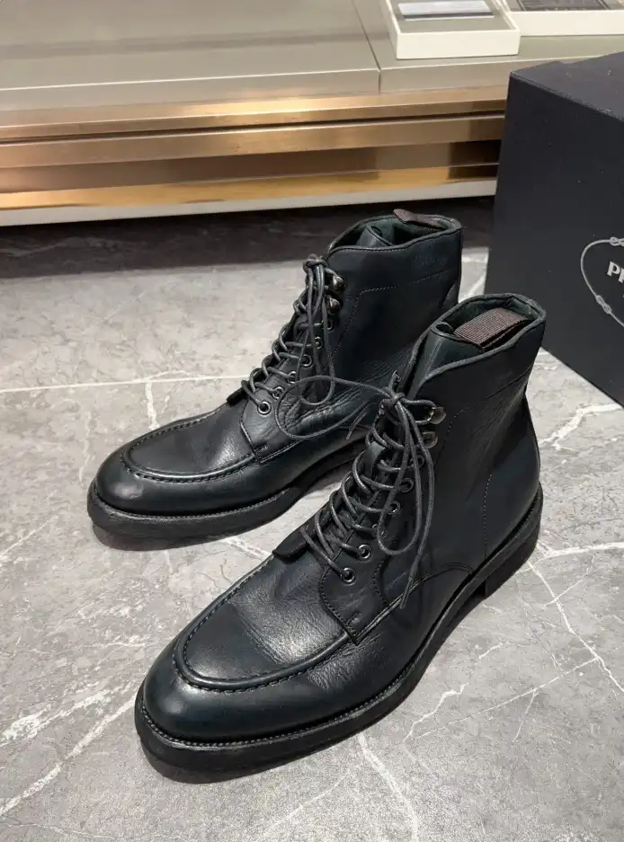 hype Prada Boots