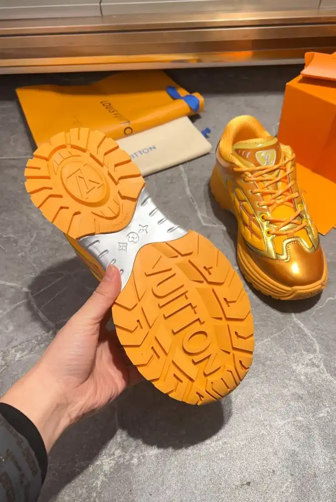 hype Louis Vuitton Sneakers