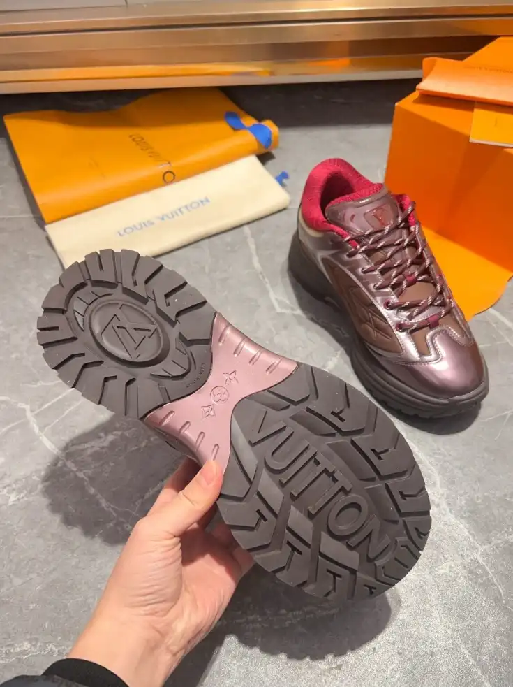 hype Louis Vuitton Sneakers