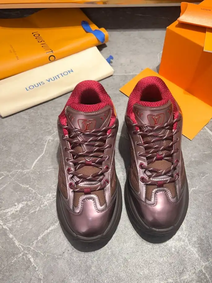 hype Louis Vuitton Sneakers