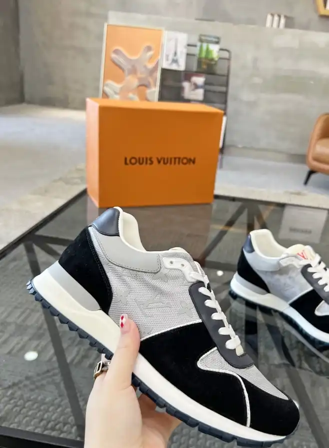 hype Louis Vuitton Sneakers