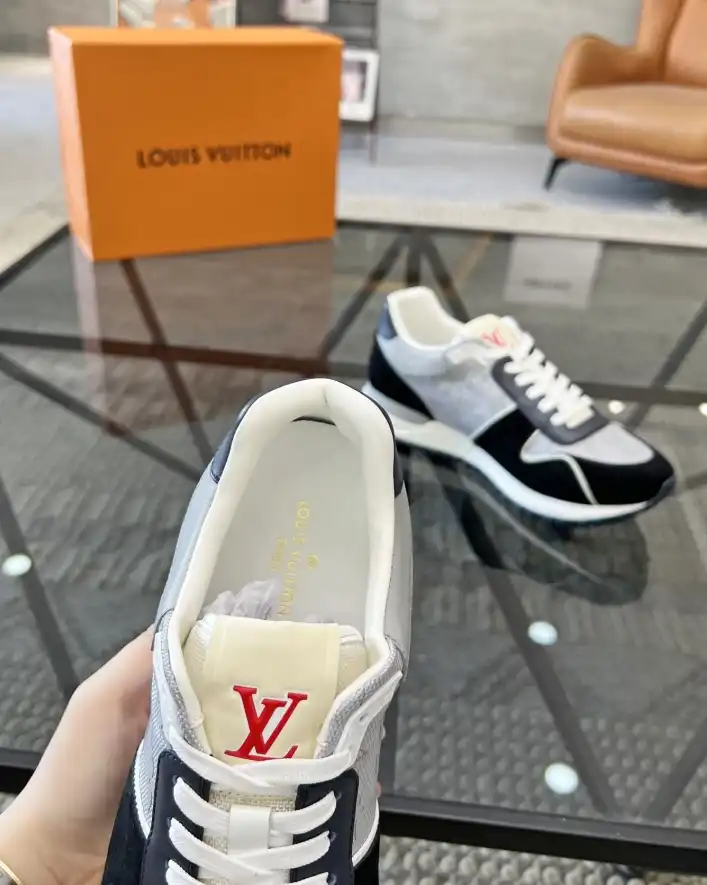 hype Louis Vuitton Sneakers