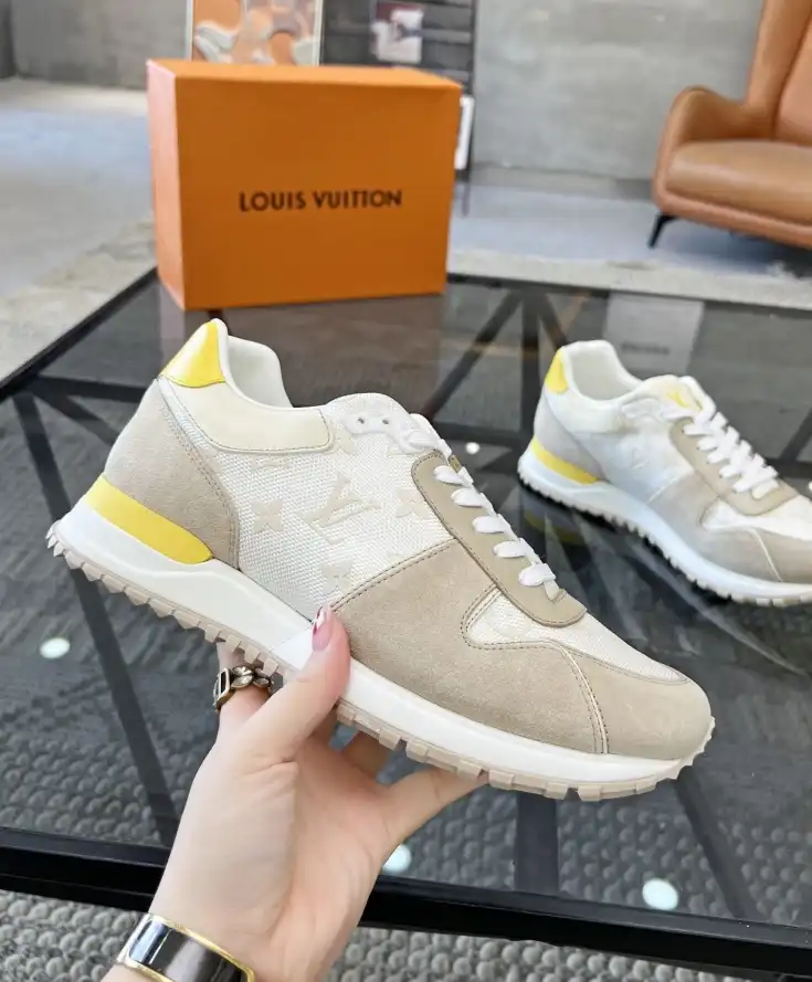 hype Louis Vuitton Sneakers