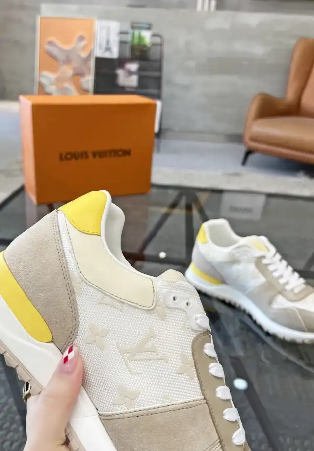 hype Louis Vuitton Sneakers