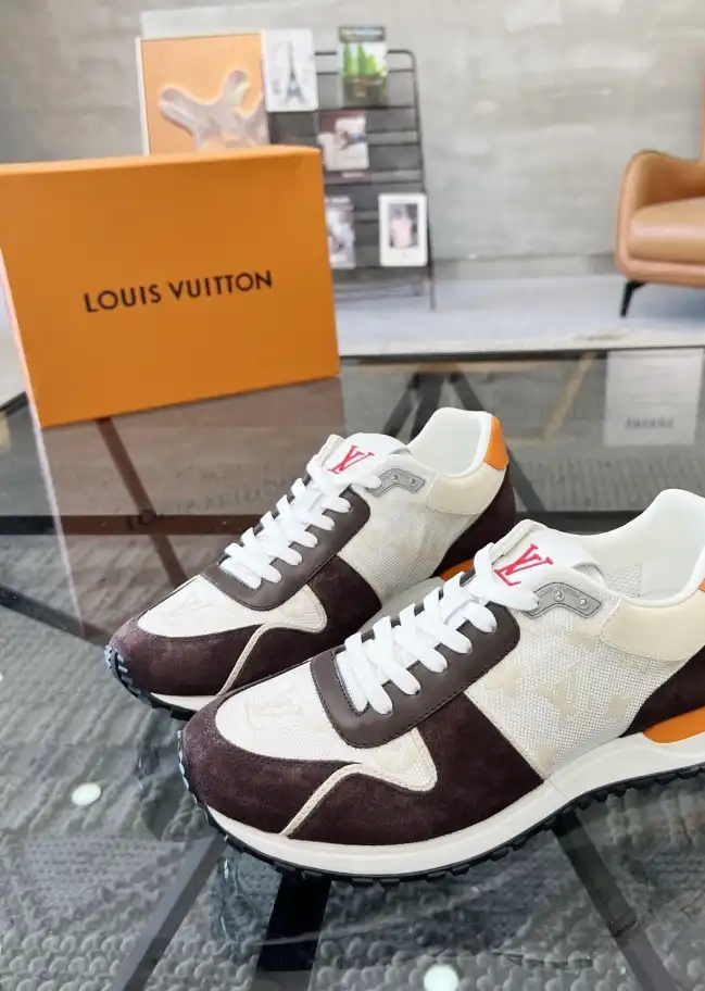 hype Louis Vuitton Sneakers