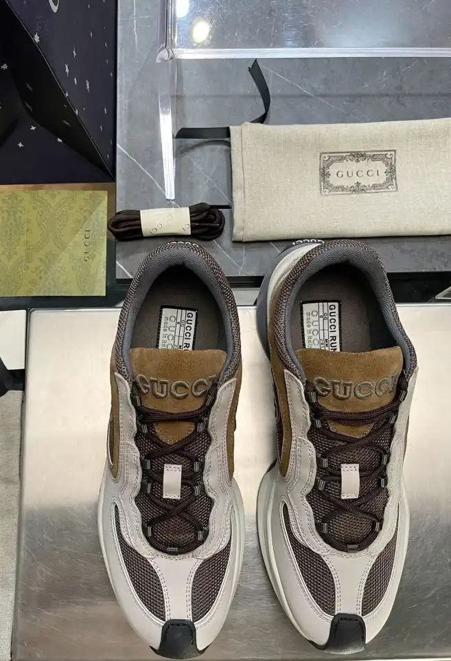 hype Gucci Sneakers