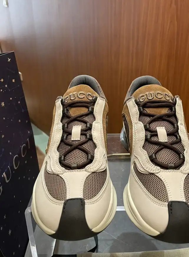 hype Gucci Sneakers