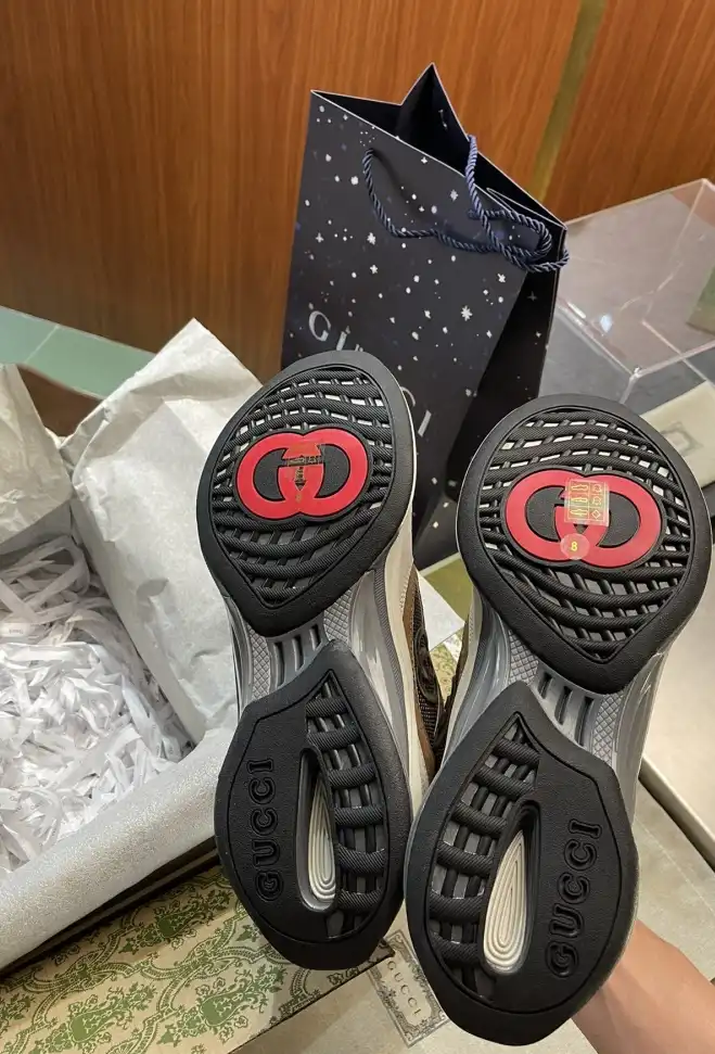 hype Gucci Sneakers