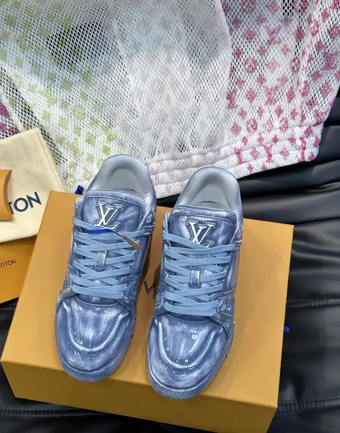 hype Louis Vuitton Sneakers