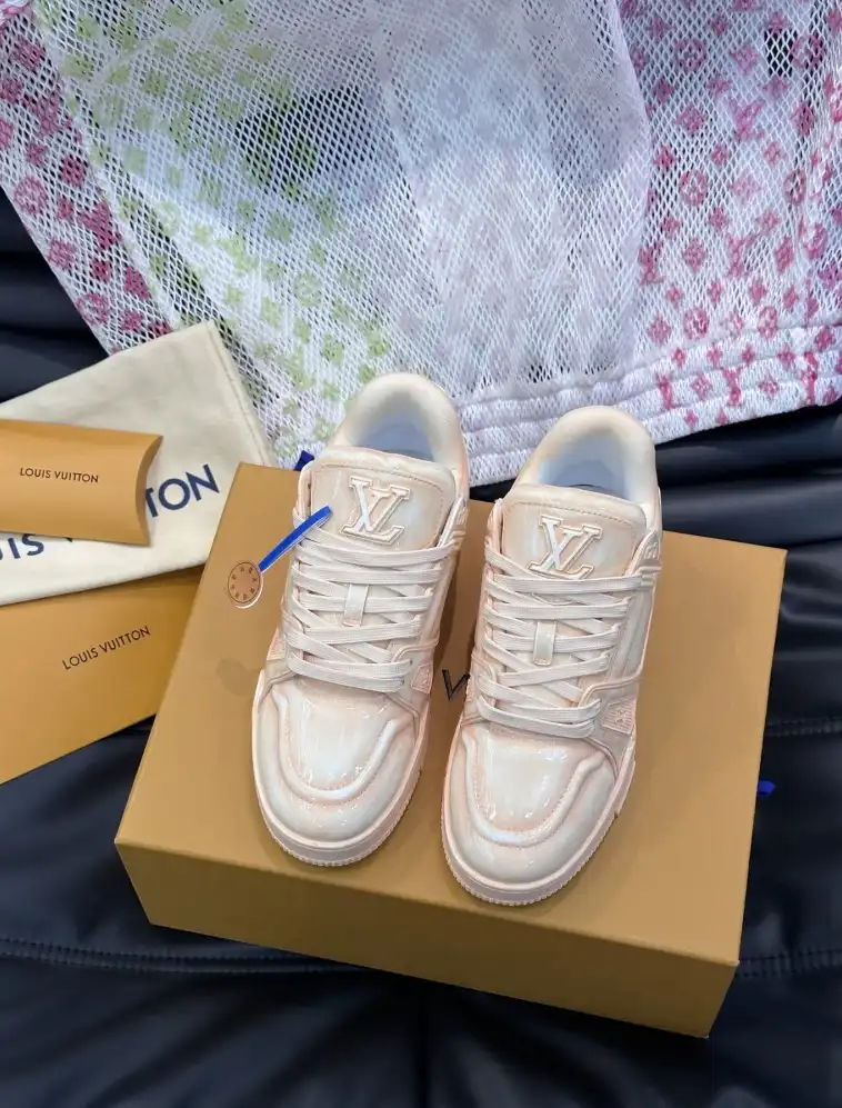 hype Louis Vuitton Sneakers