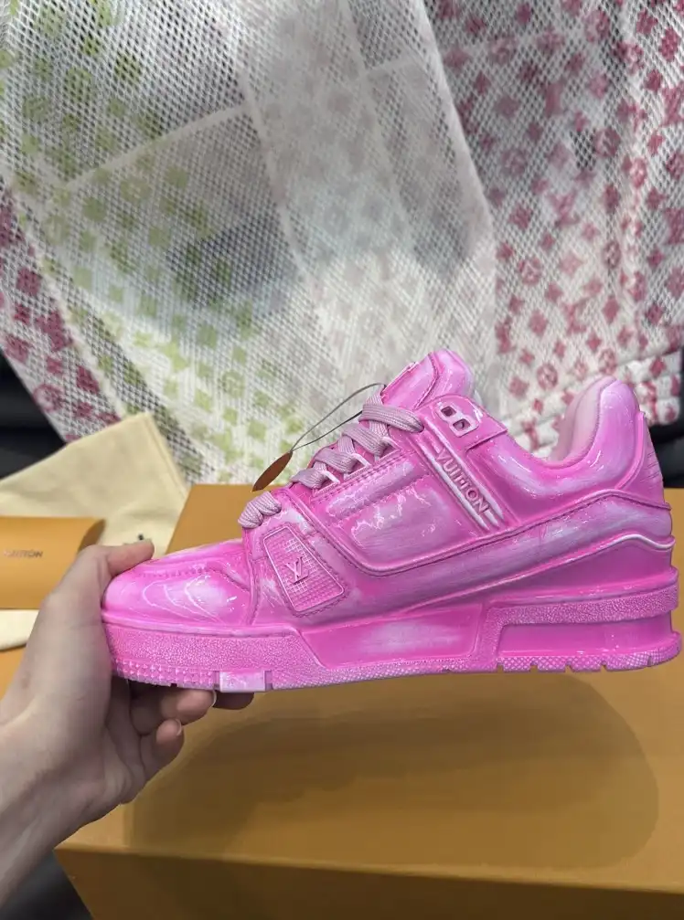 hype Louis Vuitton Sneakers