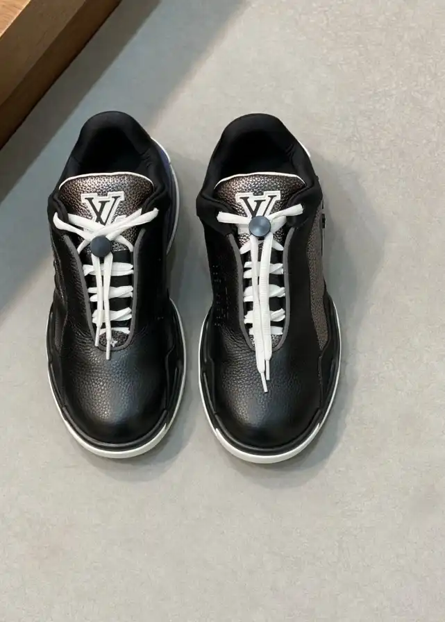 hype Louis Vuitton Sneakers