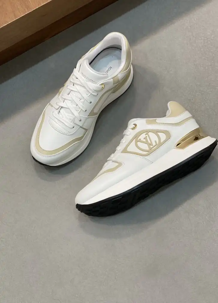 hype Louis Vuitton Sneakers