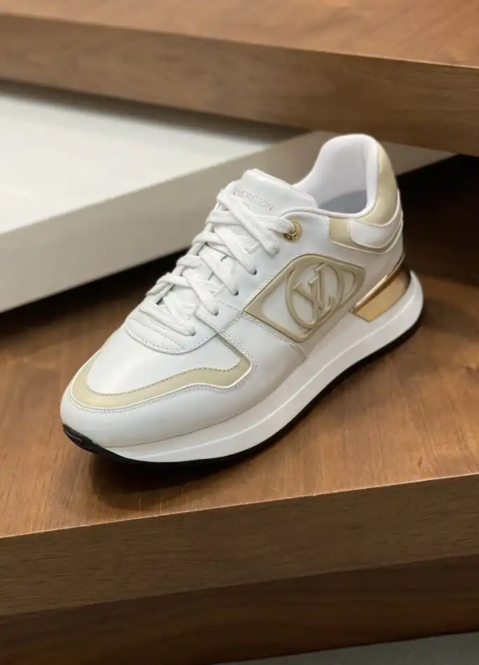 hype Louis Vuitton Sneakers