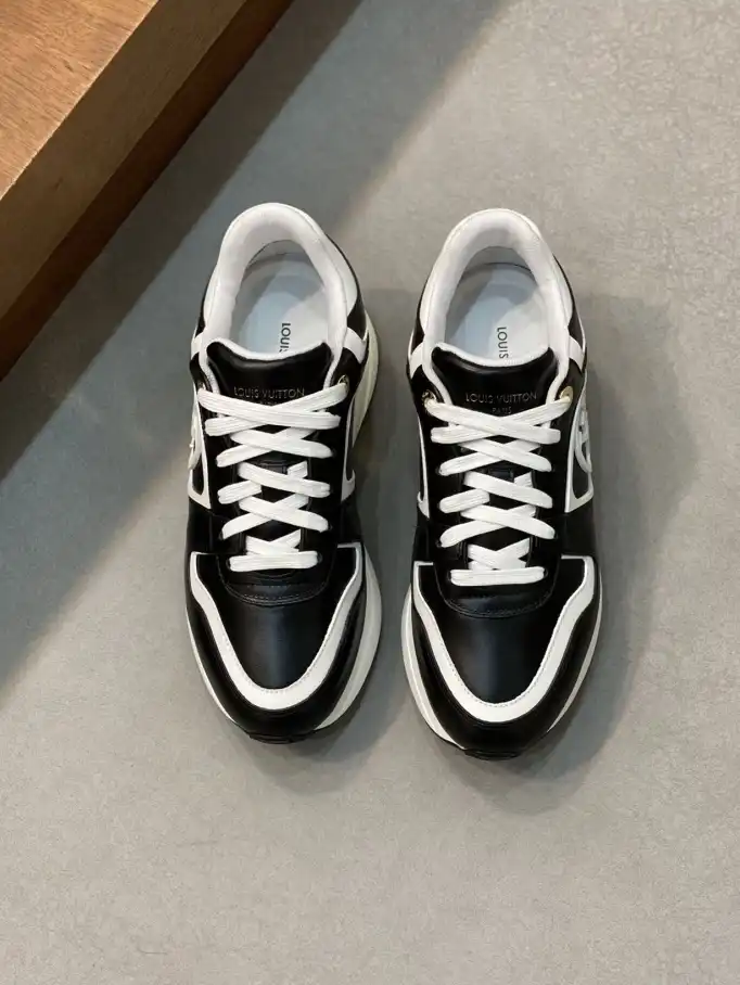 hype Louis Vuitton Sneakers