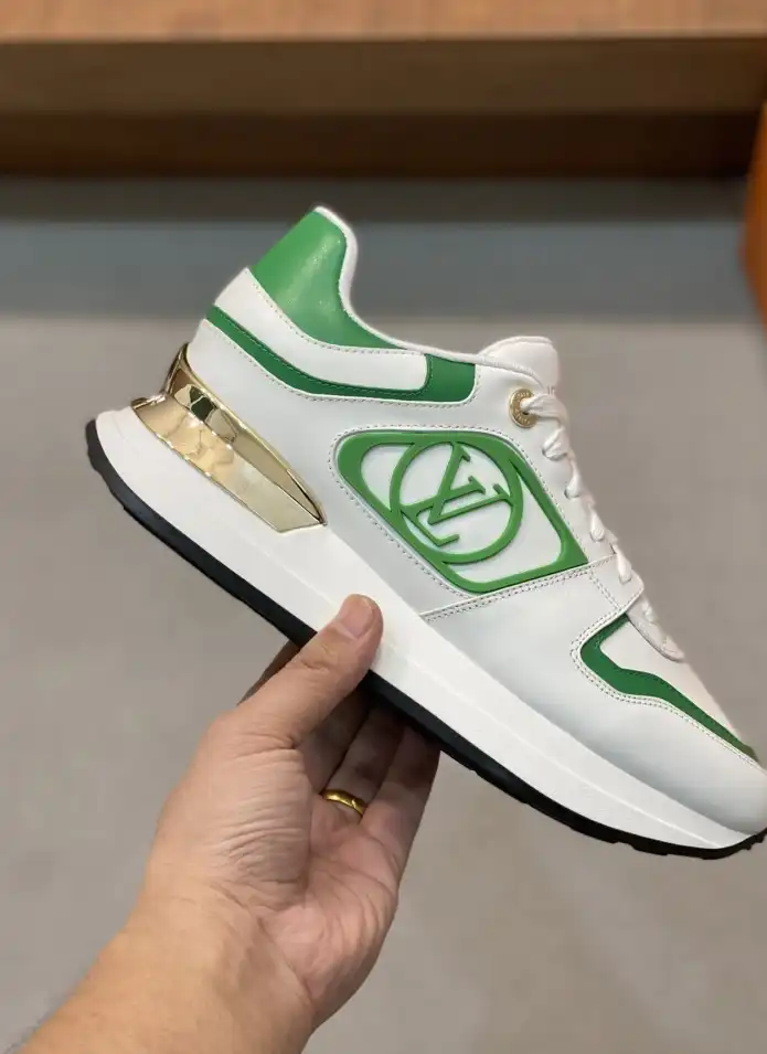 hype Louis Vuitton Sneakers