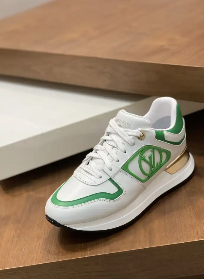 hype Louis Vuitton Sneakers