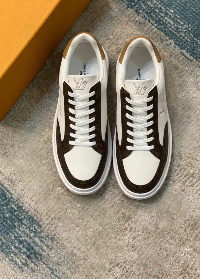 hype Louis Vuitton Sneakers