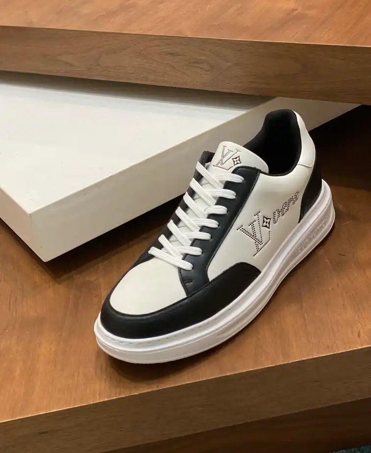 hype Louis Vuitton Sneakers