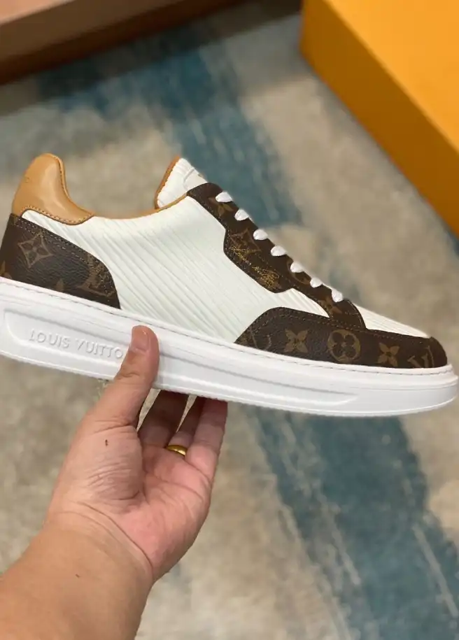 hype Louis Vuitton Sneakers