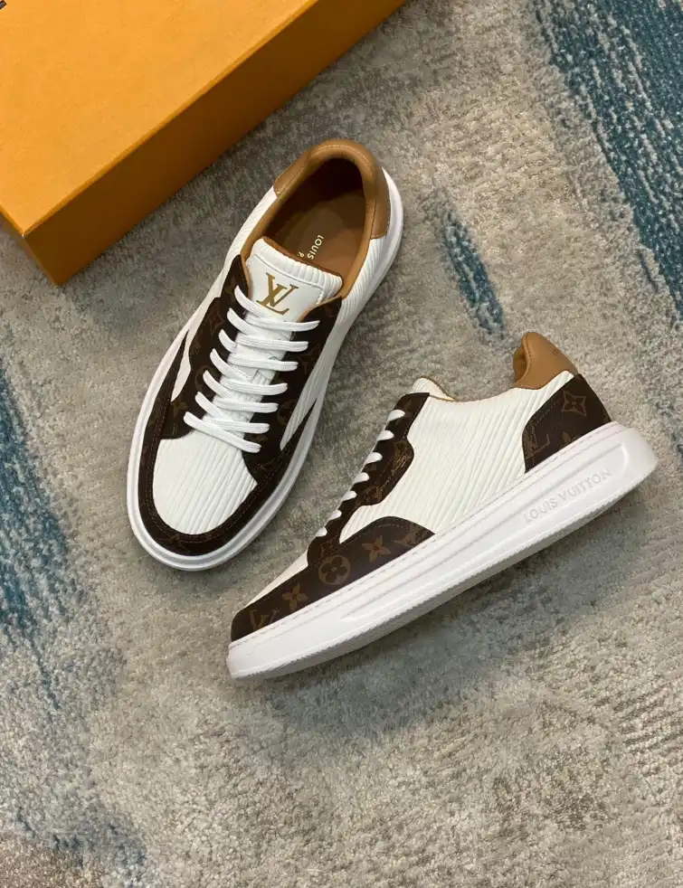 hype Louis Vuitton Sneakers