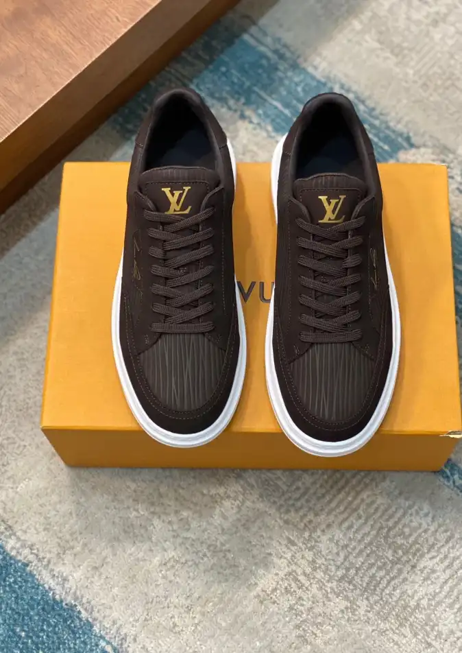 hype Louis Vuitton Sneakers