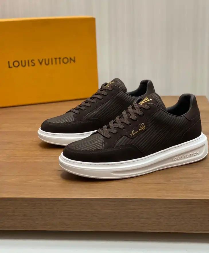 hype Louis Vuitton Sneakers