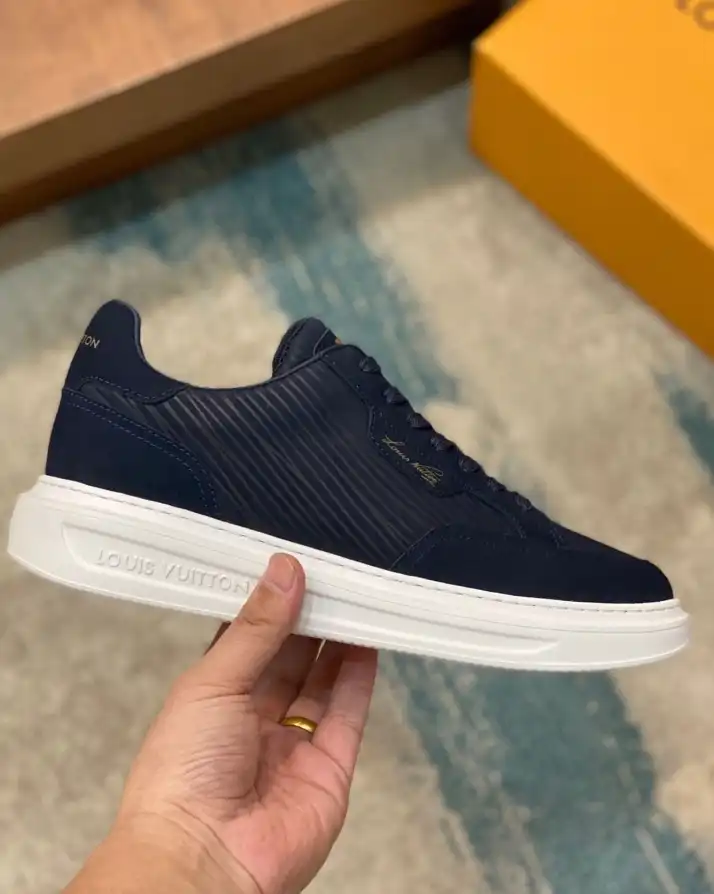 hype Louis Vuitton Sneakers