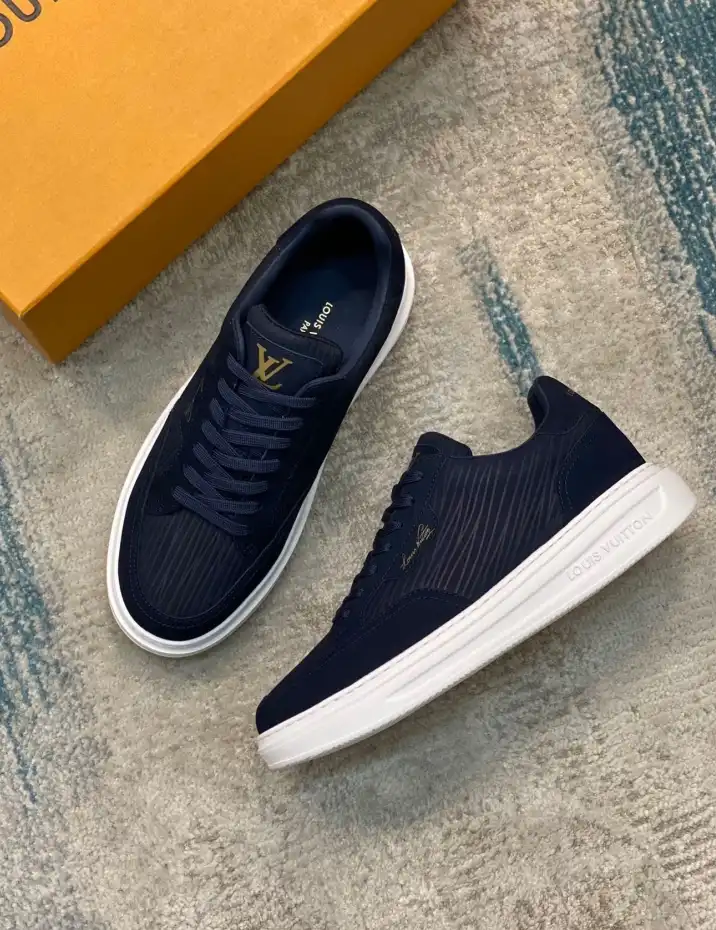 hype Louis Vuitton Sneakers