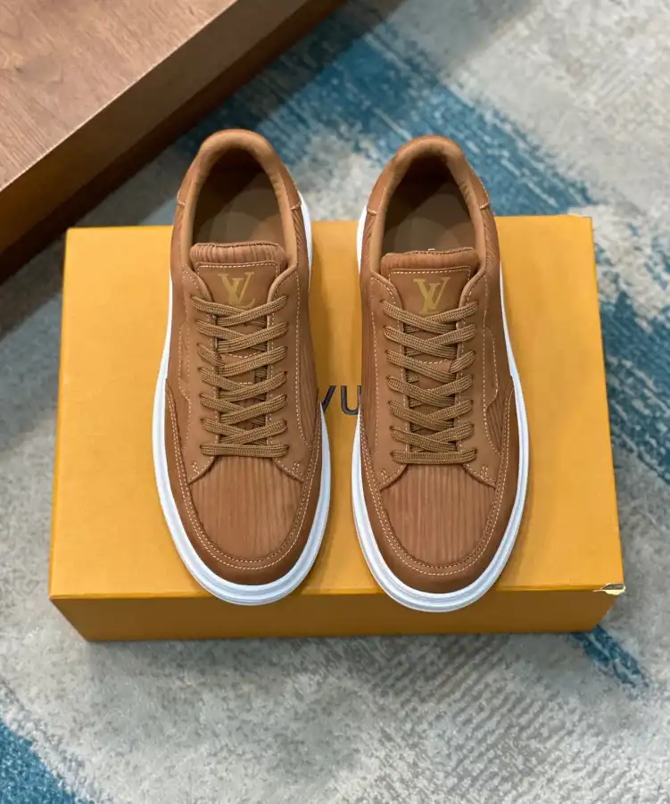 hype Louis Vuitton Sneakers