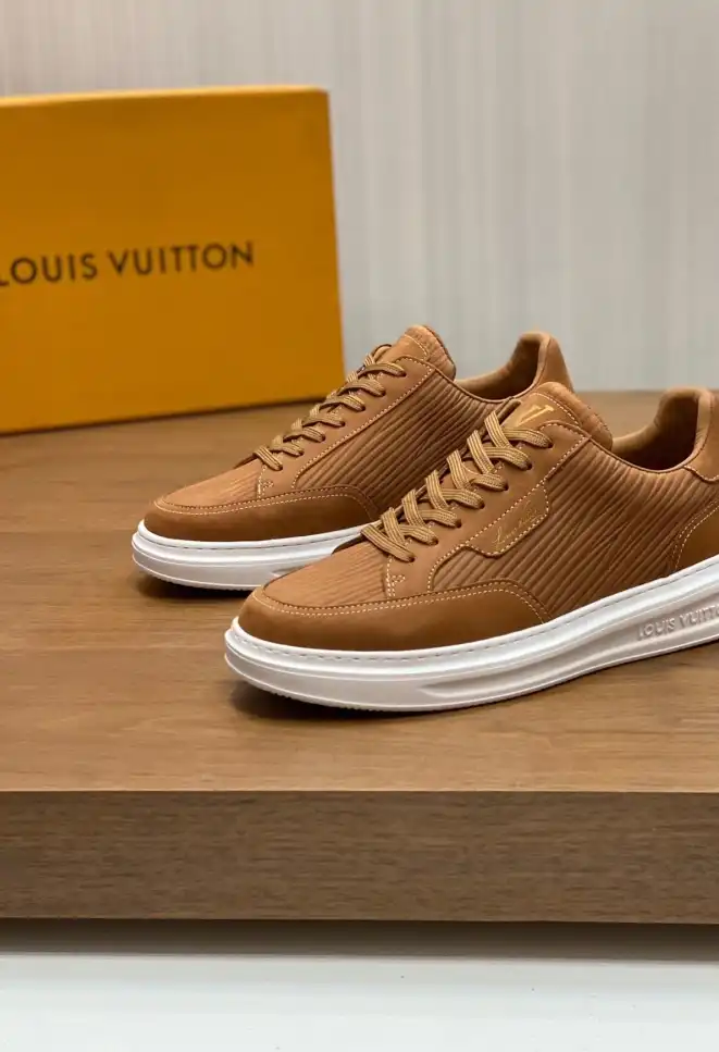 hype Louis Vuitton Sneakers