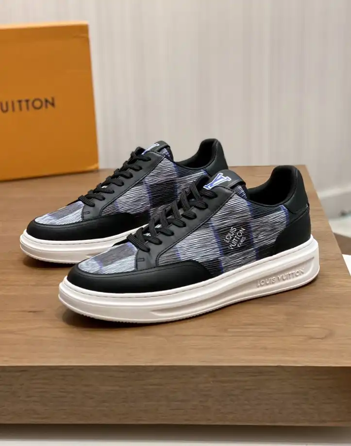 hype Louis Vuitton Sneakers