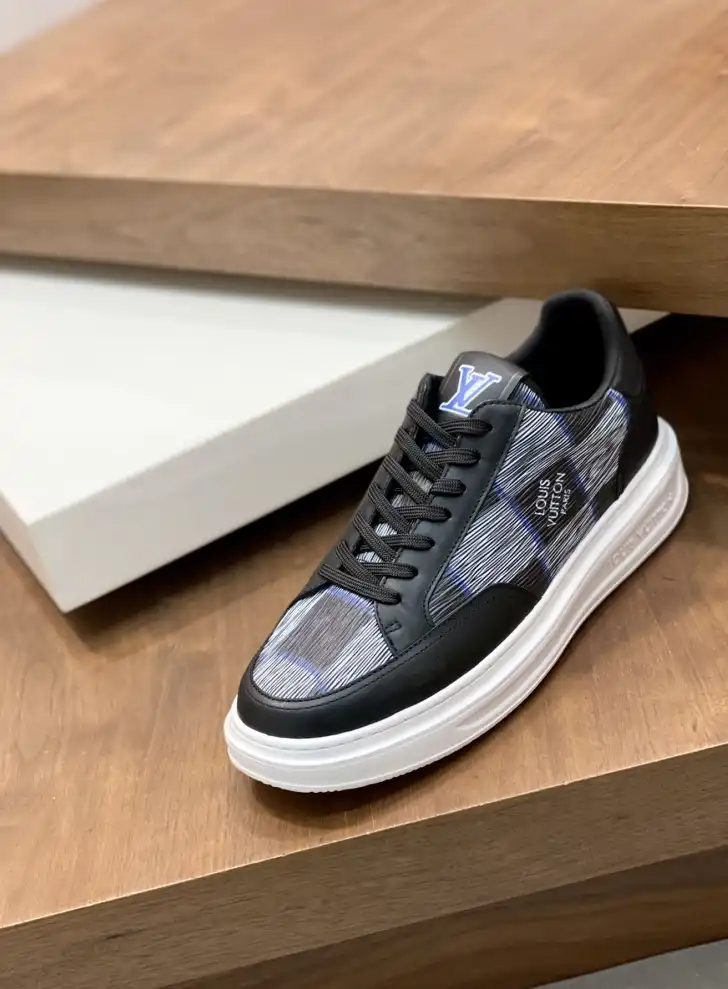 hype Louis Vuitton Sneakers