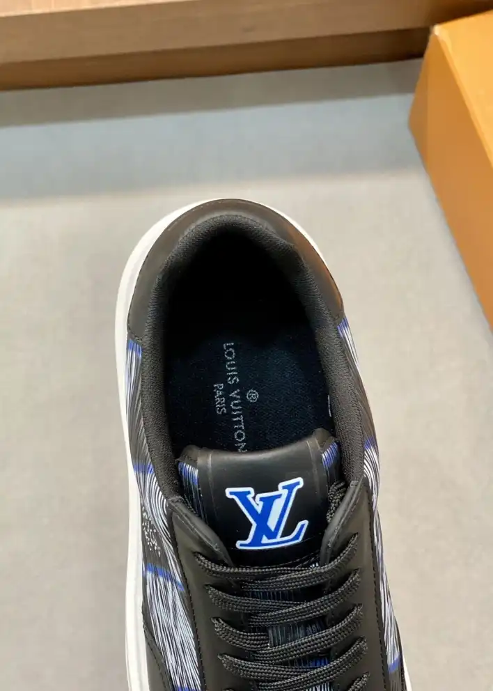 hype Louis Vuitton Sneakers