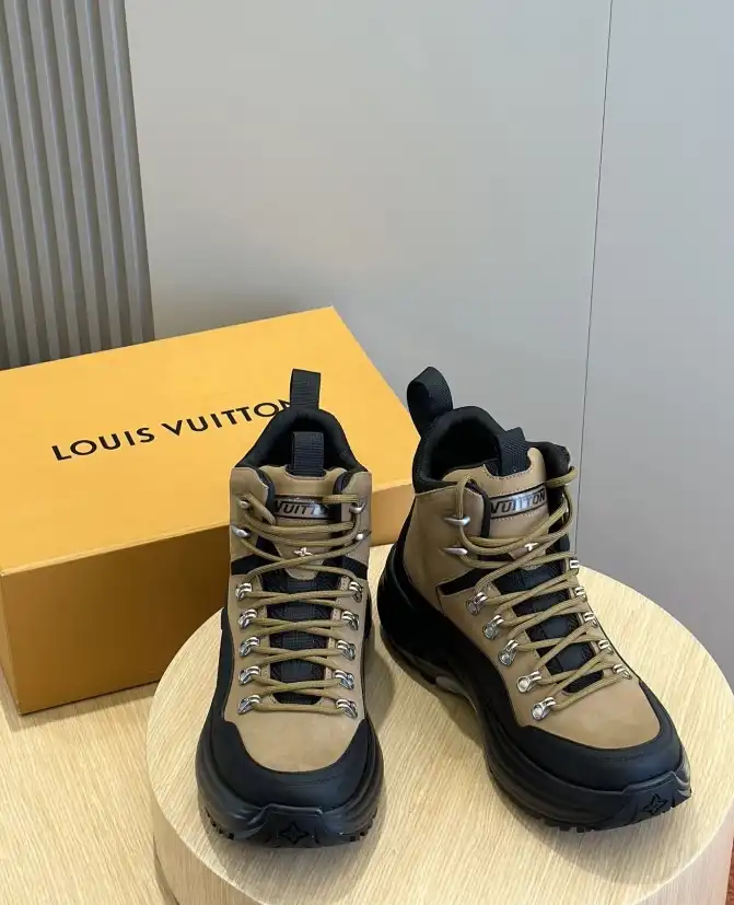 hype Louis Vuitton Sneakers