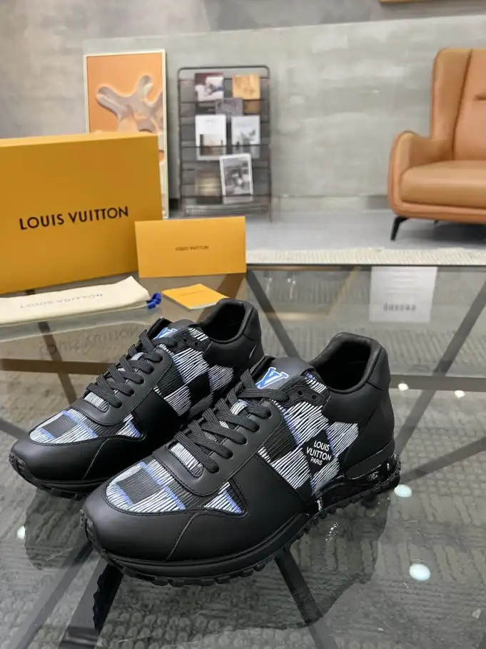 hype Louis Vuitton Sneakers