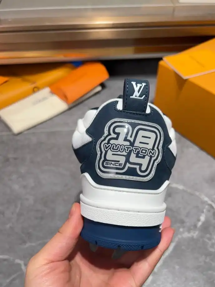 hype Louis Vuitton Sneakers